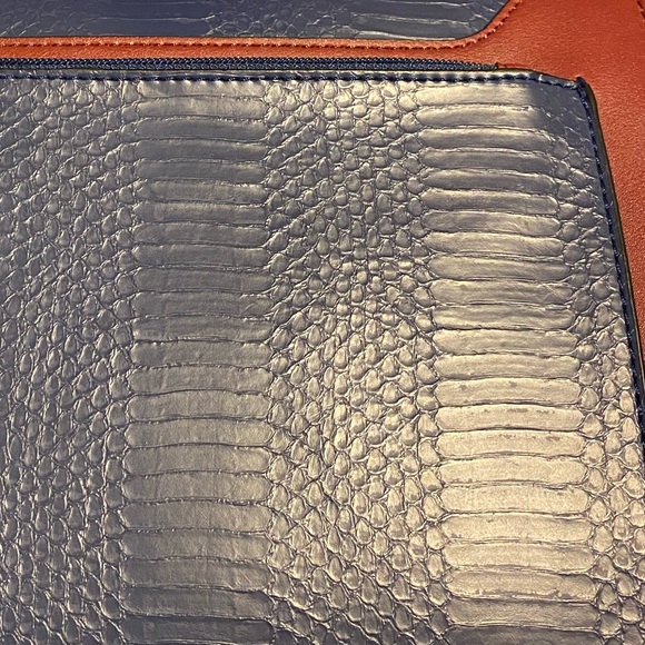 NWT DANIELLE NICOLE Alexandria bag - Picture 4 of 10